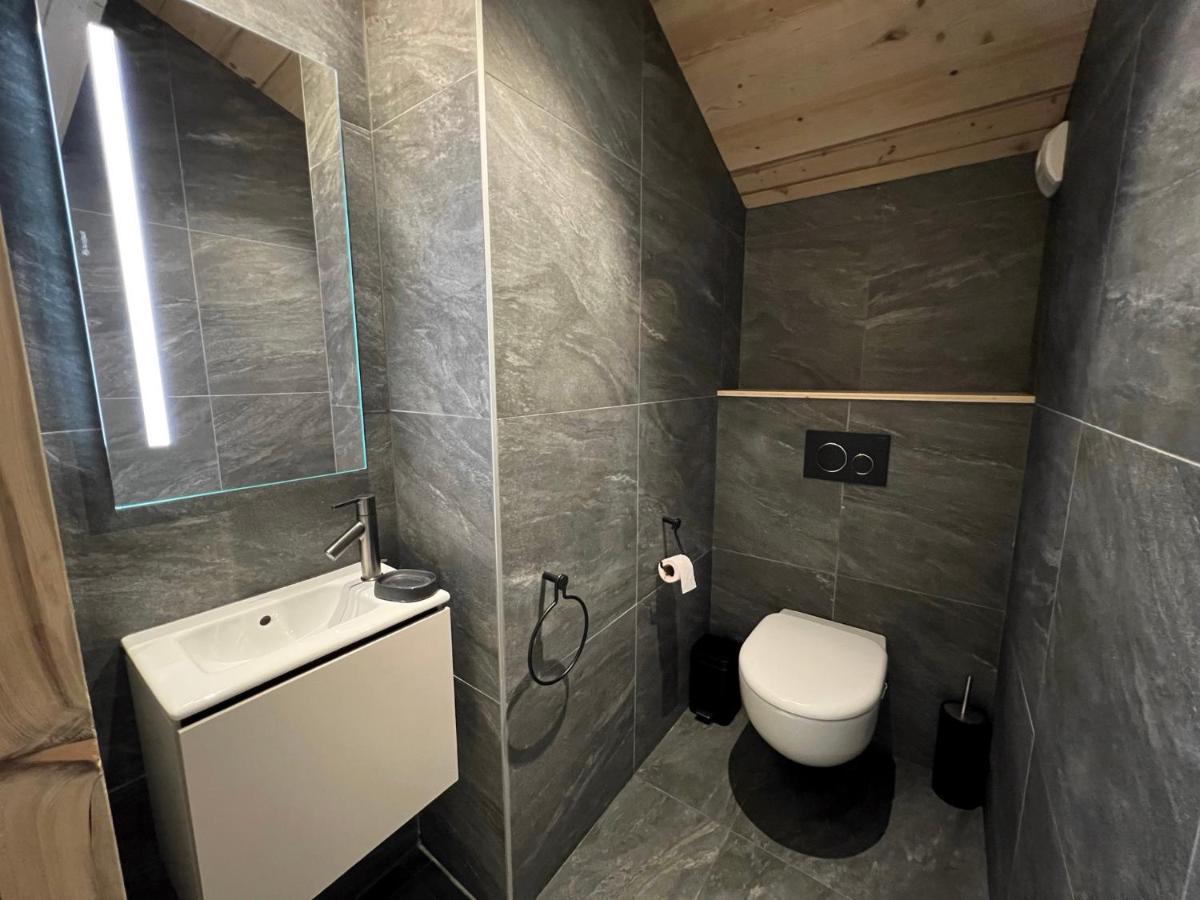 Ours Polaire Bel Appartement Village Et Pistes La Clusaz Luaran gambar